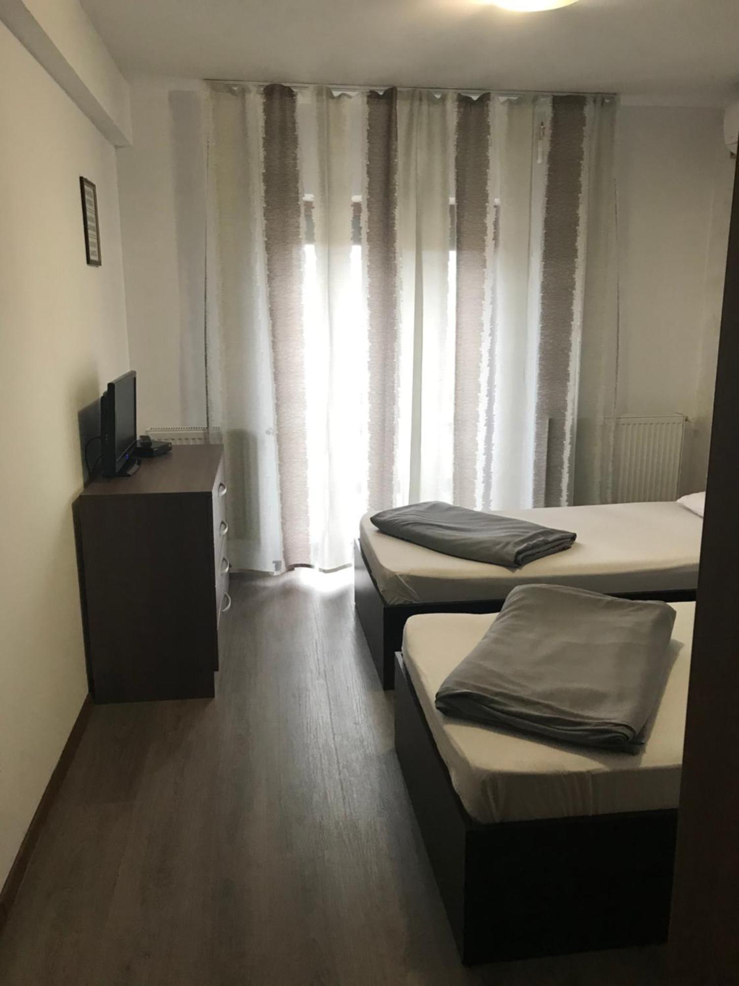 Casa Mario Hotel Galaţi Екстериор снимка
