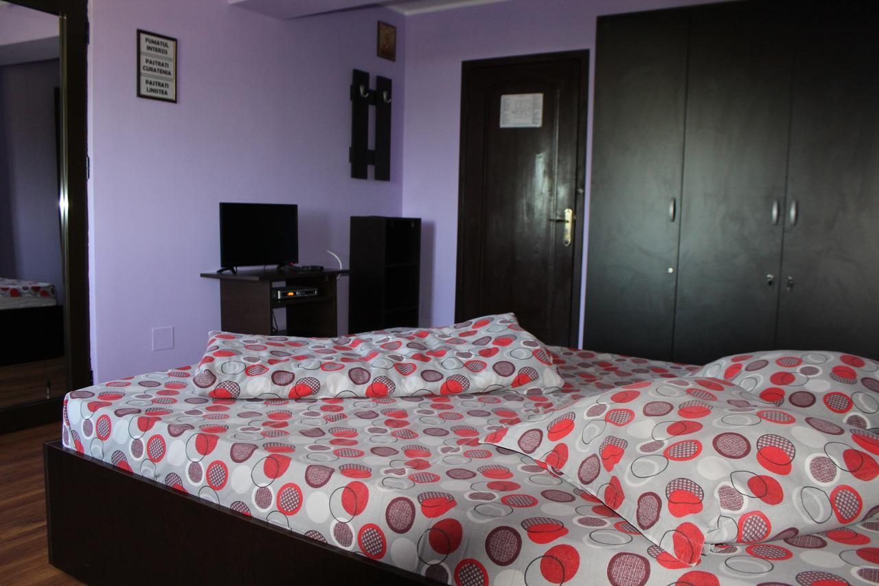 Casa Mario Hotel Galaţi Екстериор снимка